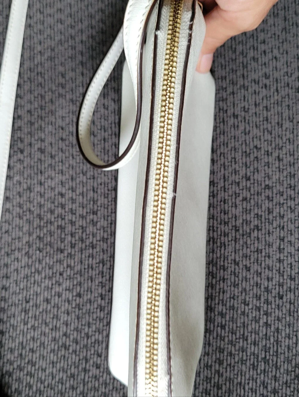 Super Cute Kate Spade White with Golden Tan interior Crossbody Handbag Purse